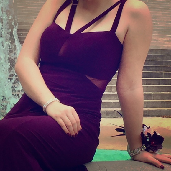 Prom Dress - Picture 1 of 4